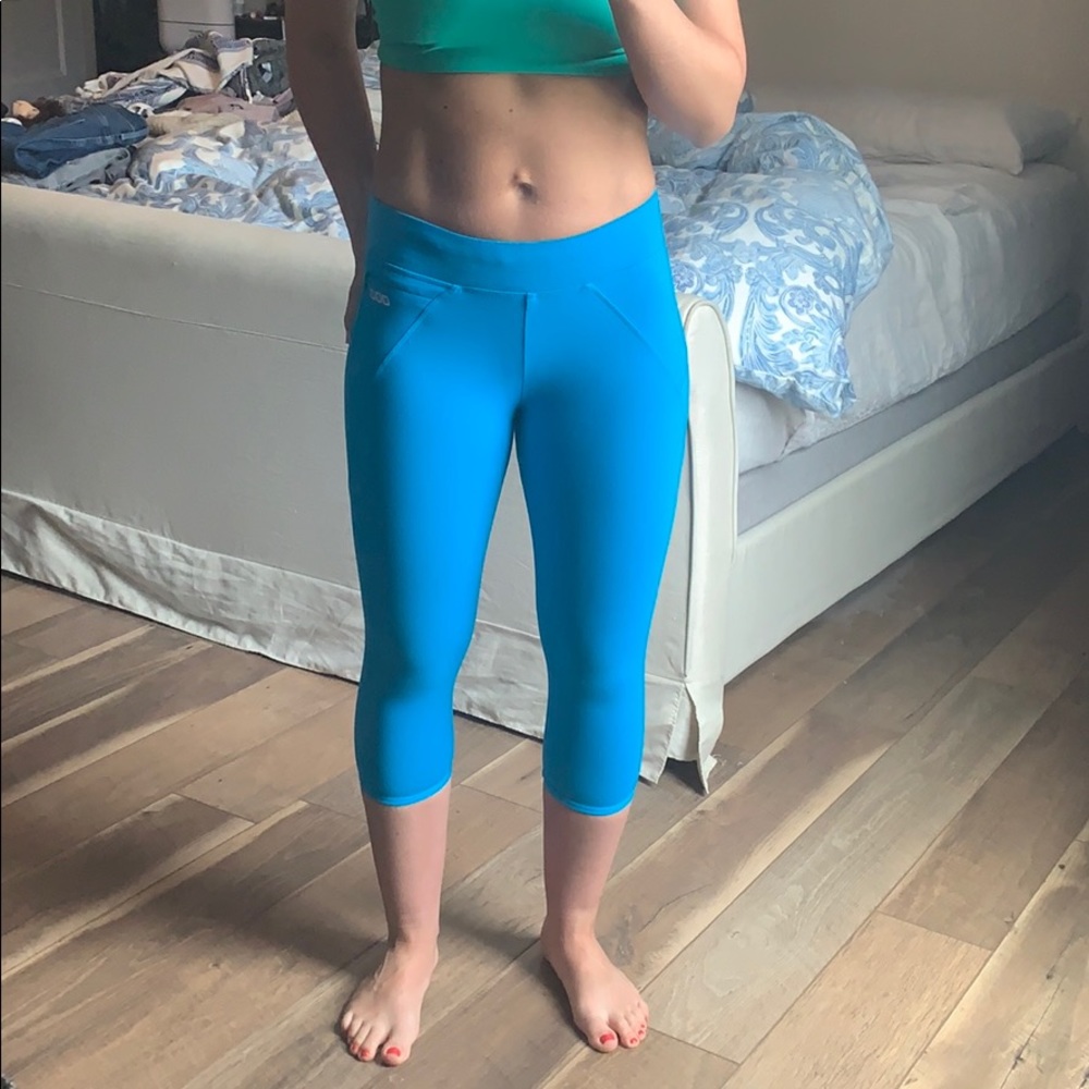 Lorna Jane Capri Leggings
